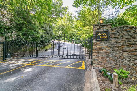 579 Bluemist Way Arden NC 28704