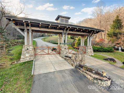 580 Freemont Drive Leicester NC 28748
