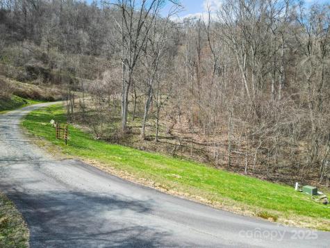 580 Freemont Drive Leicester NC 28748