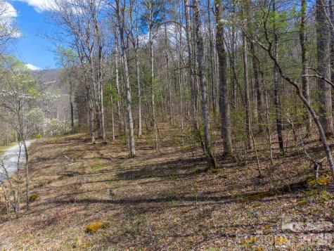 306 Cedar Creek Farm Road Tuckasegee NC 28783