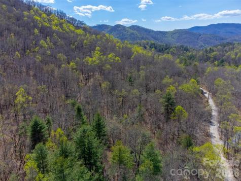 306 Cedar Creek Farm Road Tuckasegee NC 28783