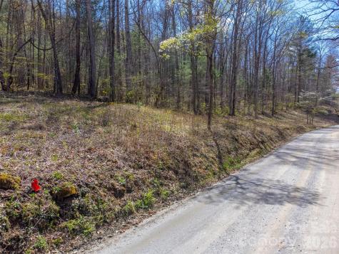 306 Cedar Creek Farm Road Tuckasegee NC 28783