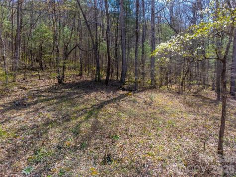306 Cedar Creek Farm Road Tuckasegee NC 28783
