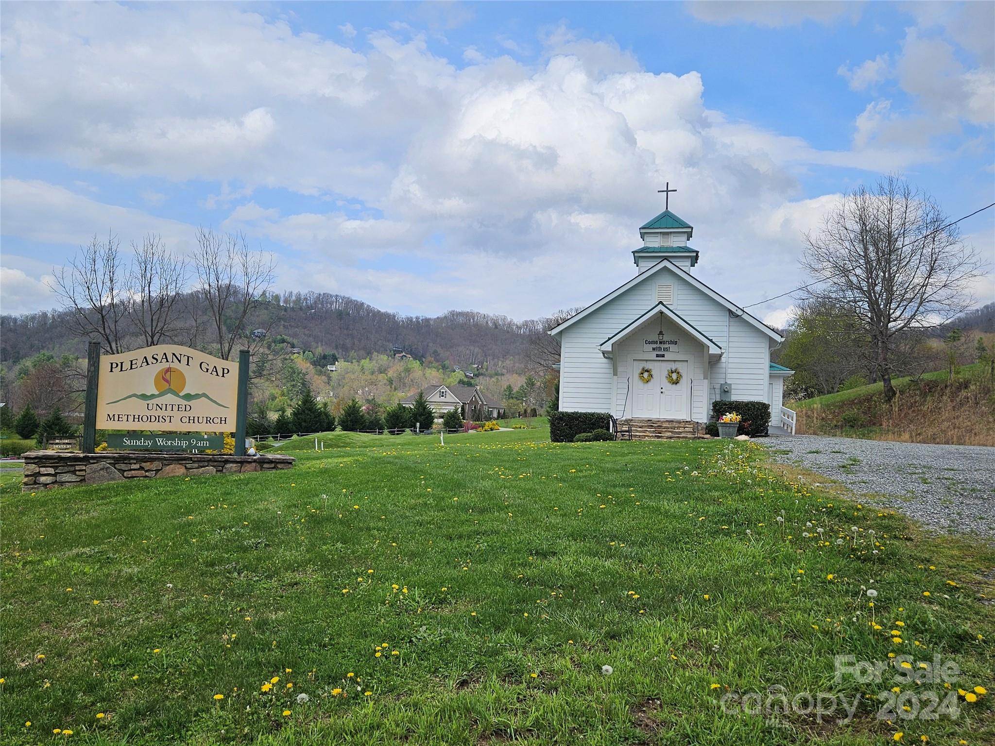 1559 Seven Glens Drive Weaverville NC 28787