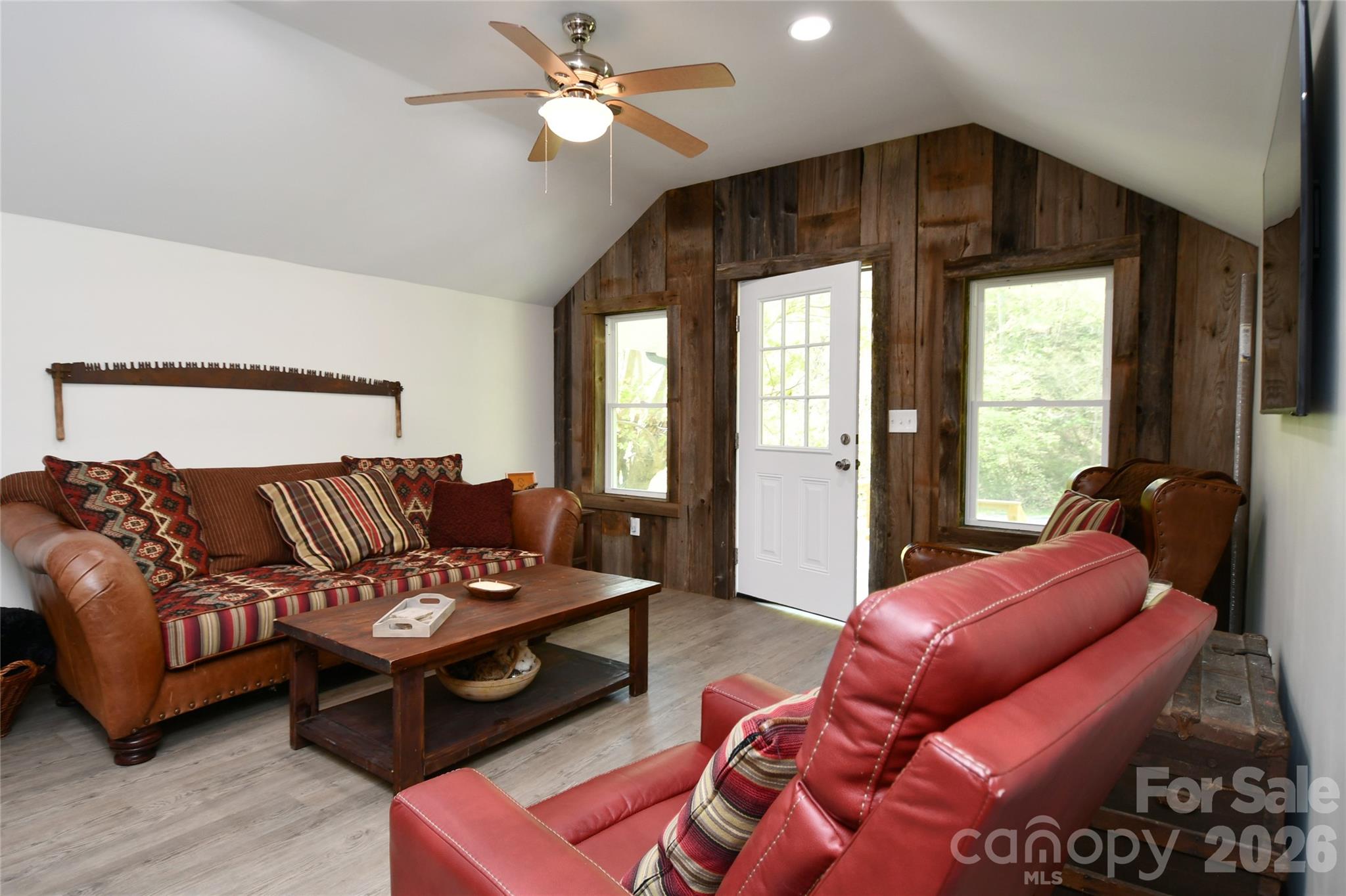 2180 Pigeon Roost Road Green Mountain NC 28740
