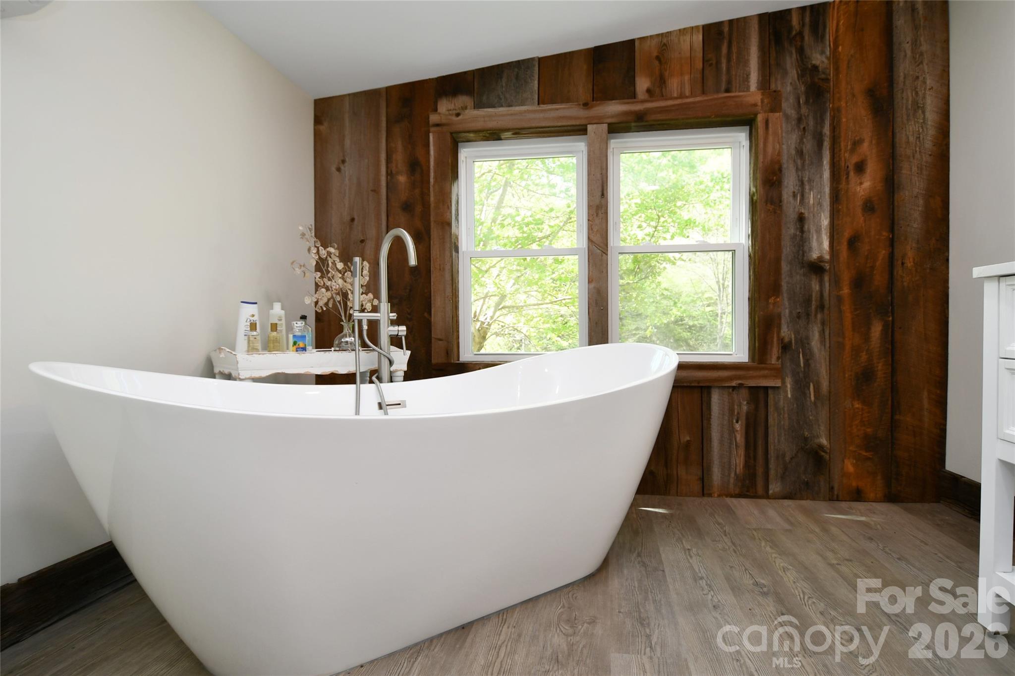 2180 Pigeon Roost Road Green Mountain NC 28740