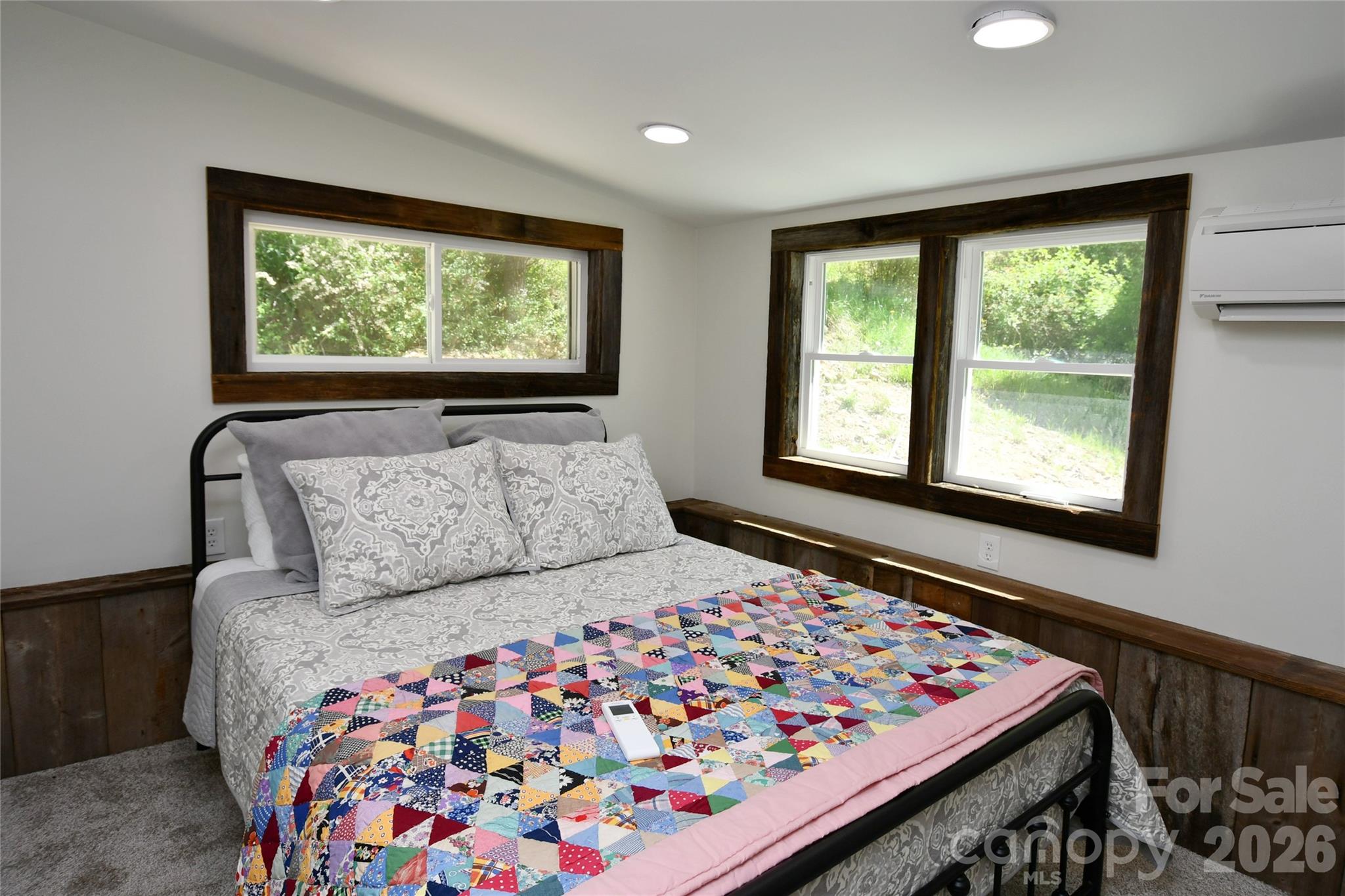2180 Pigeon Roost Road Green Mountain NC 28740