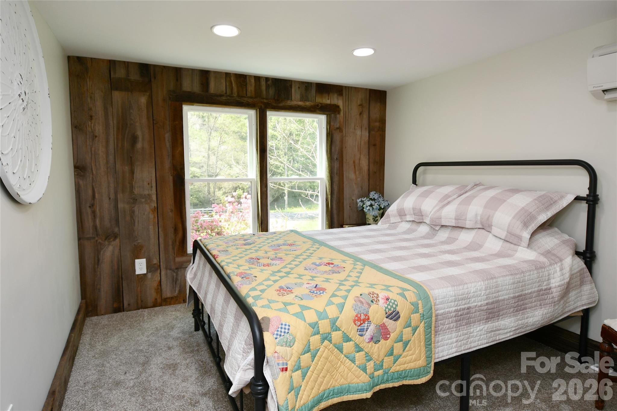 2180 Pigeon Roost Road Green Mountain NC 28740