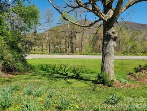 106 Yates Avenue Black Mountain NC 28711