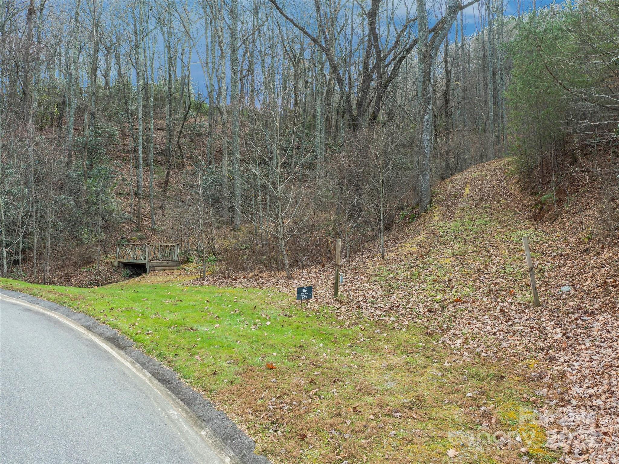 25 Autumn Shade Court Arden NC 28704