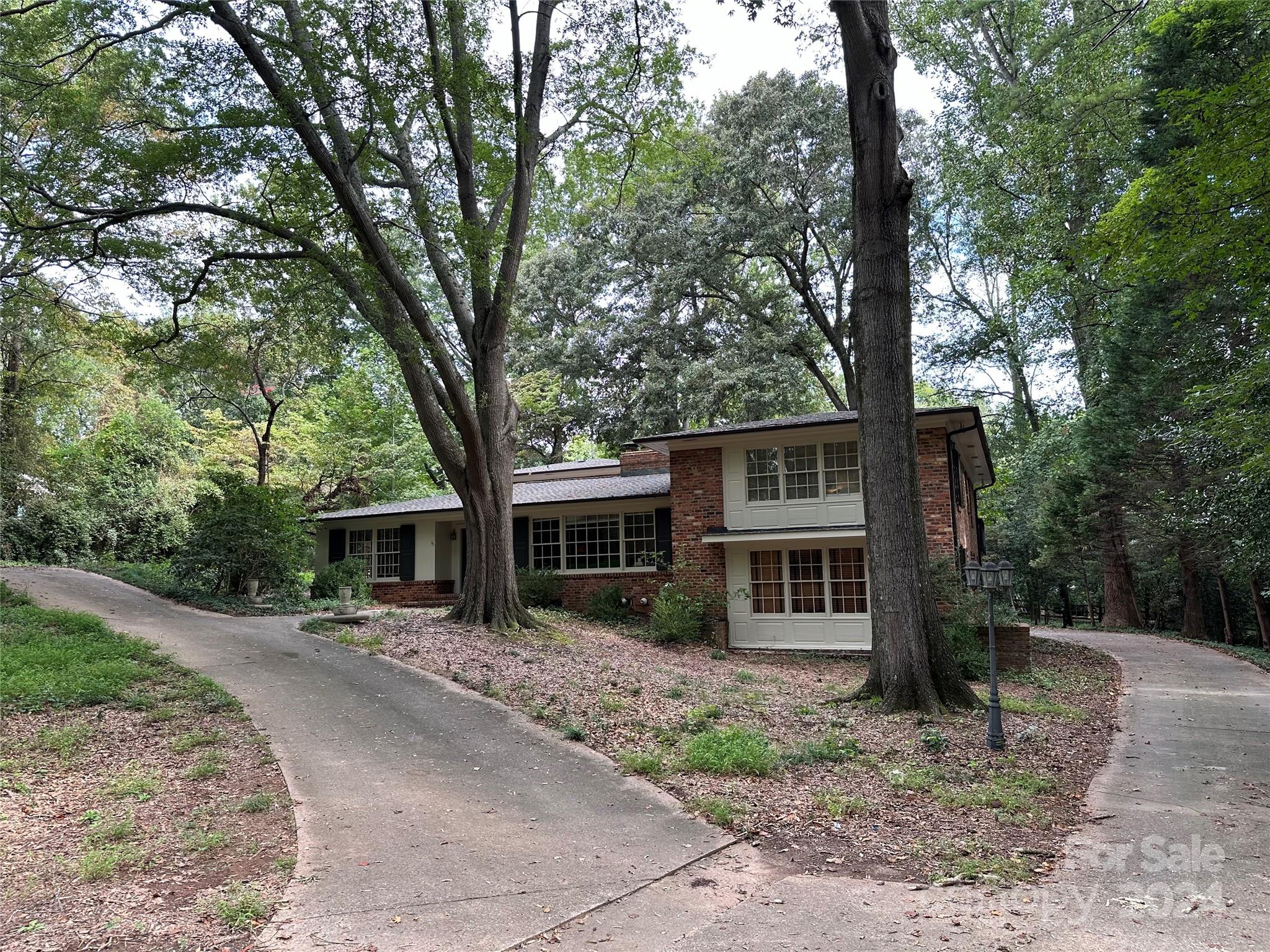 5015 Hardison Road Charlotte NC 28226