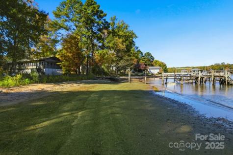 8924 Holdsclaw Road Terrell NC 28682