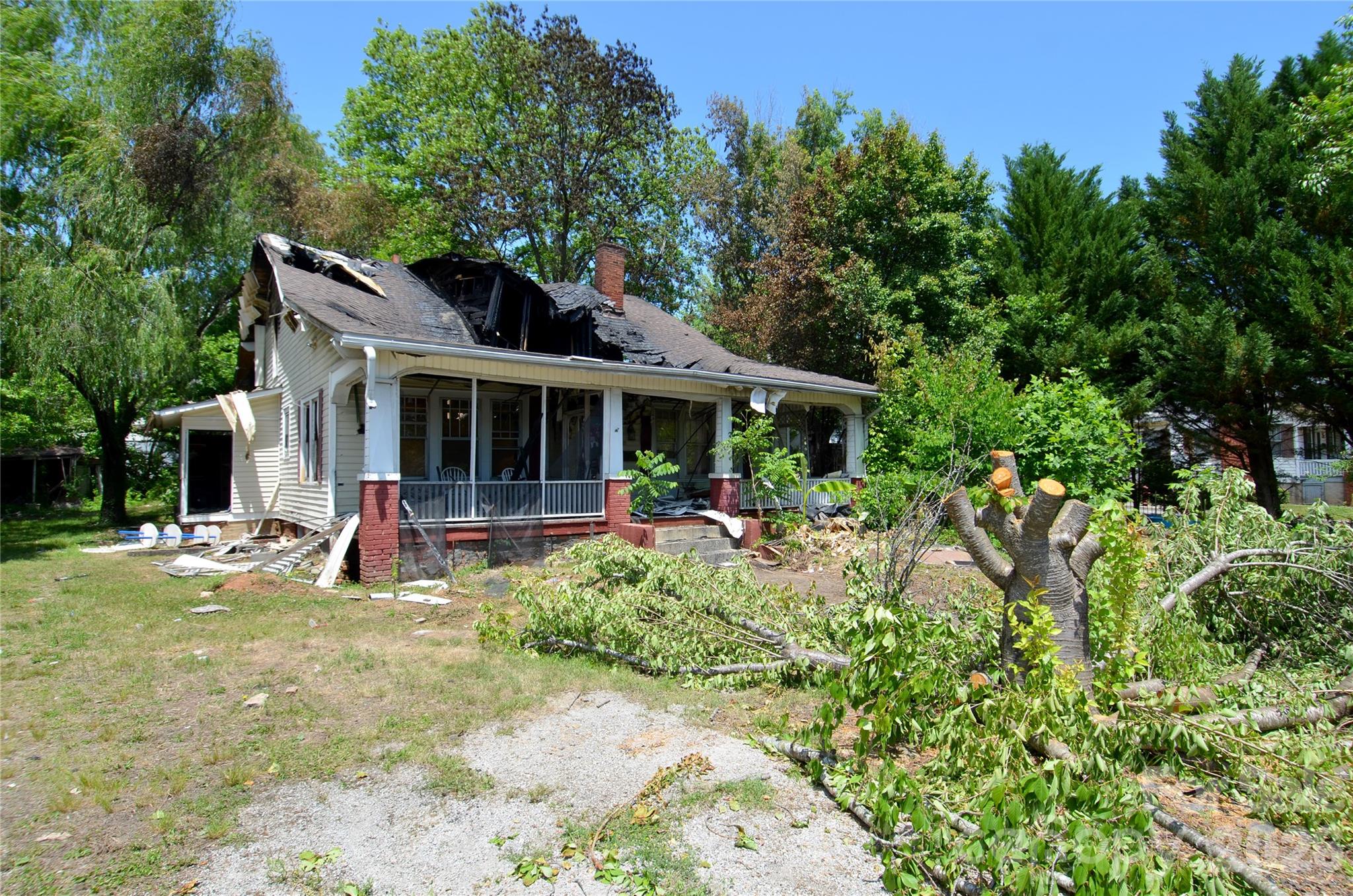 201 Blue Ridge Street Marion NC 28752
