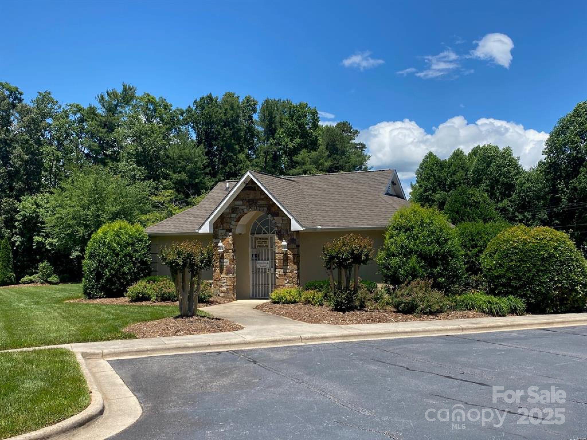 1504 Brentwood Place Morganton NC 28655
