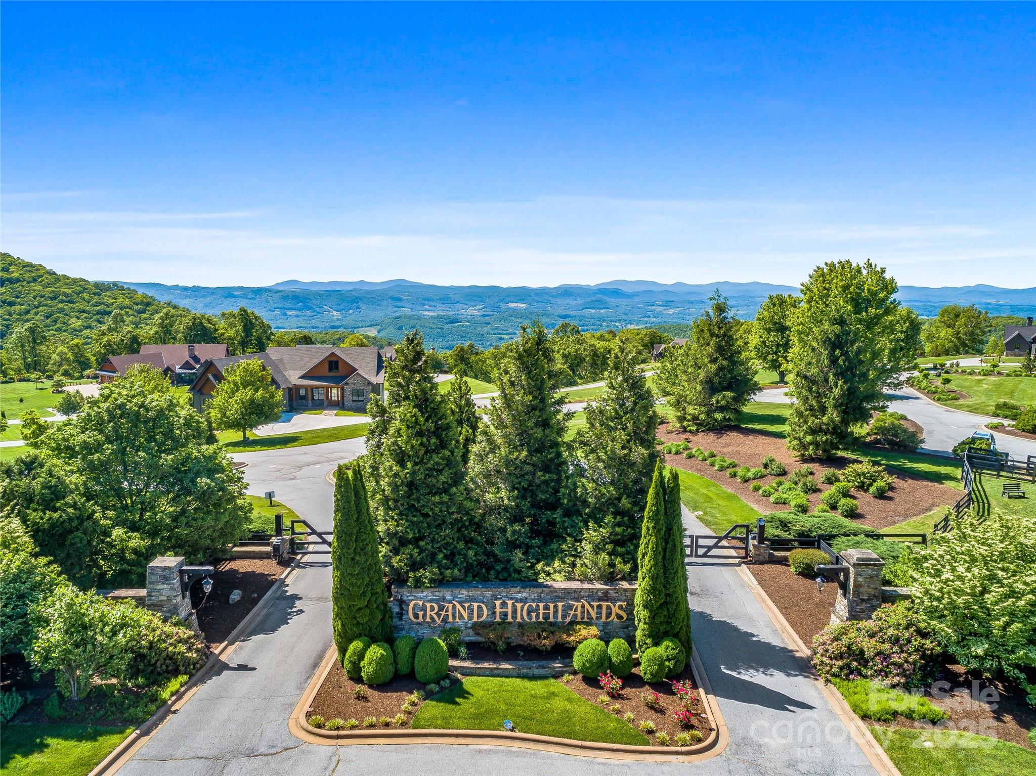 99999 Snow Ridge Drive Hendersonville NC 28792