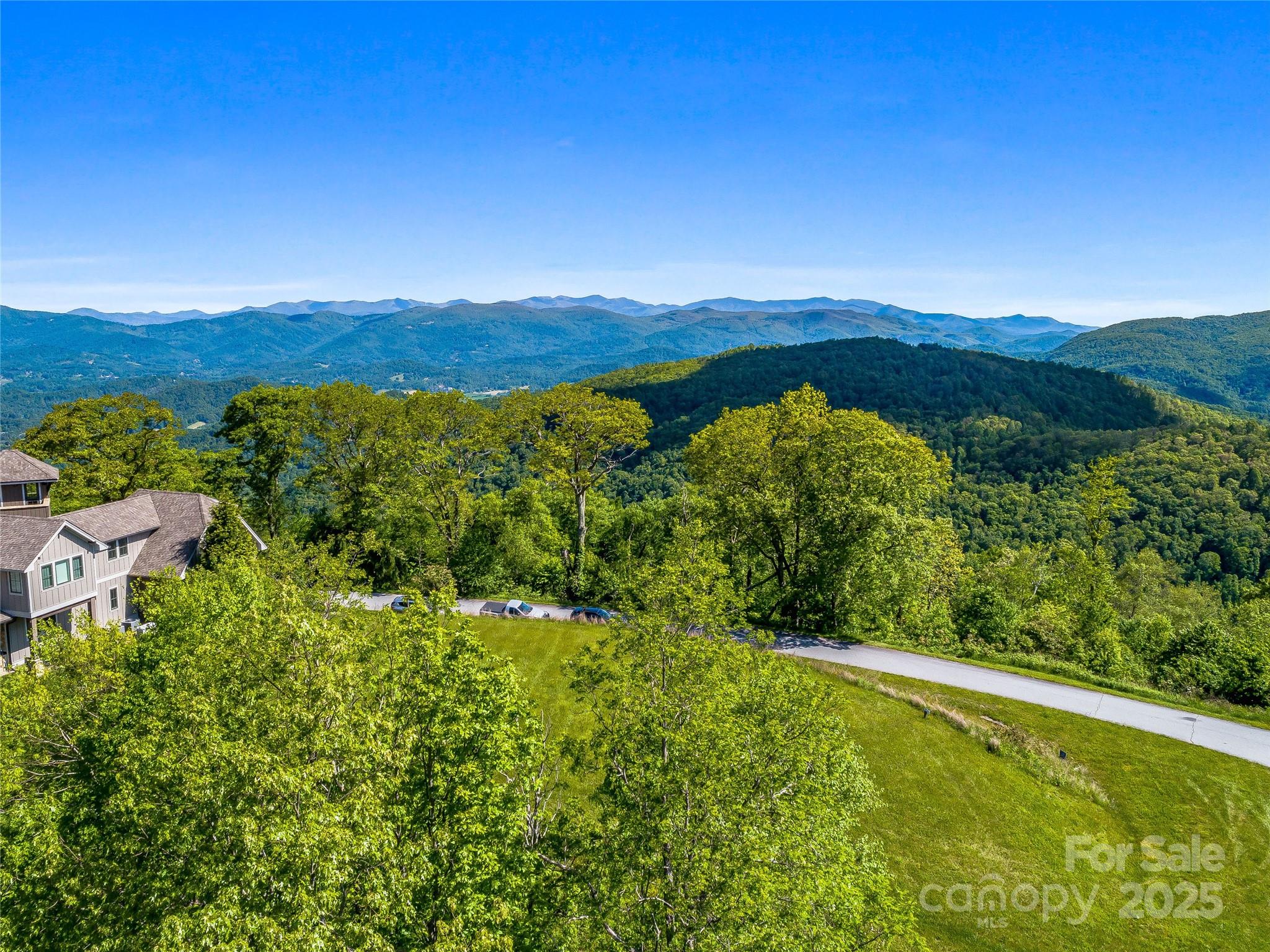 99999 Snow Ridge Drive Hendersonville NC 28792