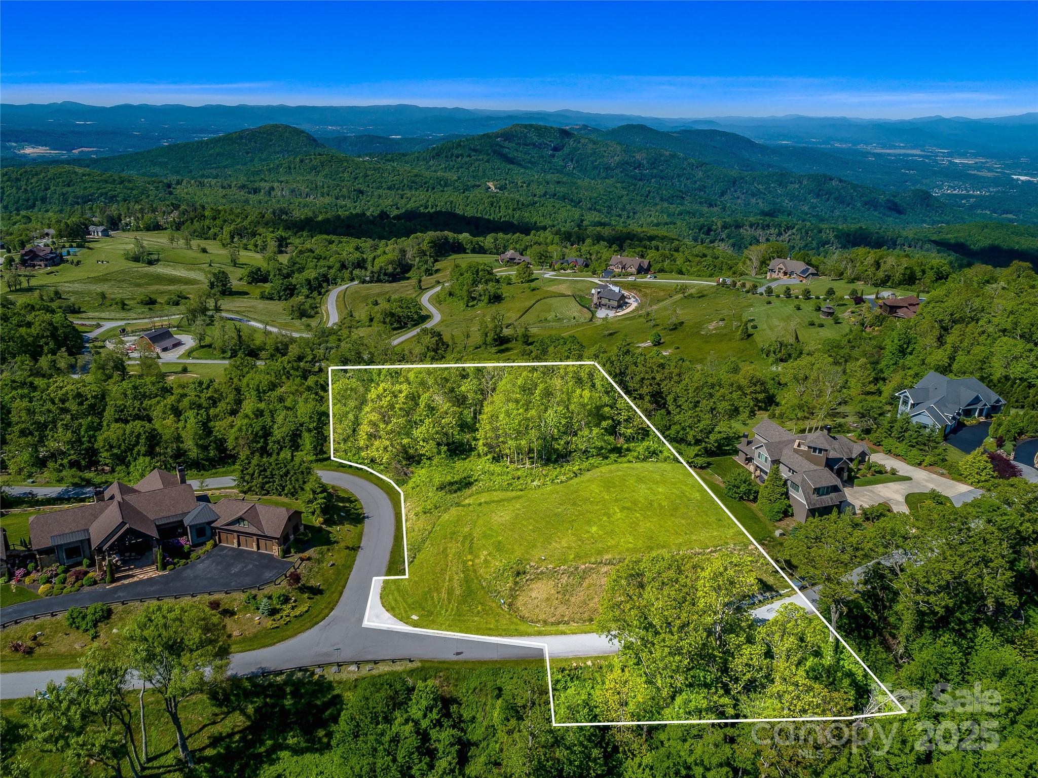 99999 Snow Ridge Drive Hendersonville NC 28792
