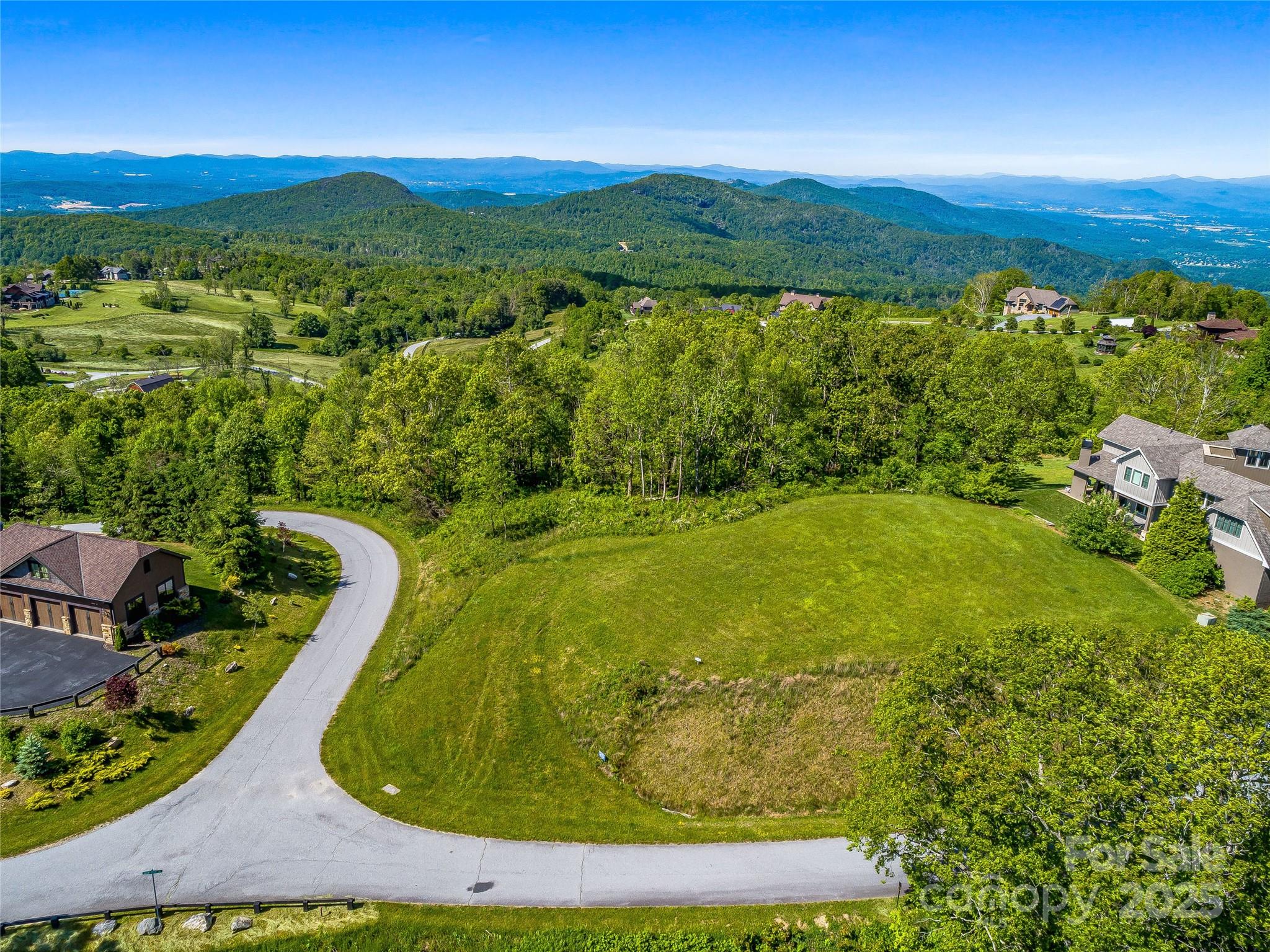 99999 Snow Ridge Drive Hendersonville NC 28792
