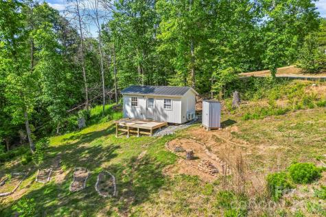 3495 Irish Hills Road Morganton NC 28655