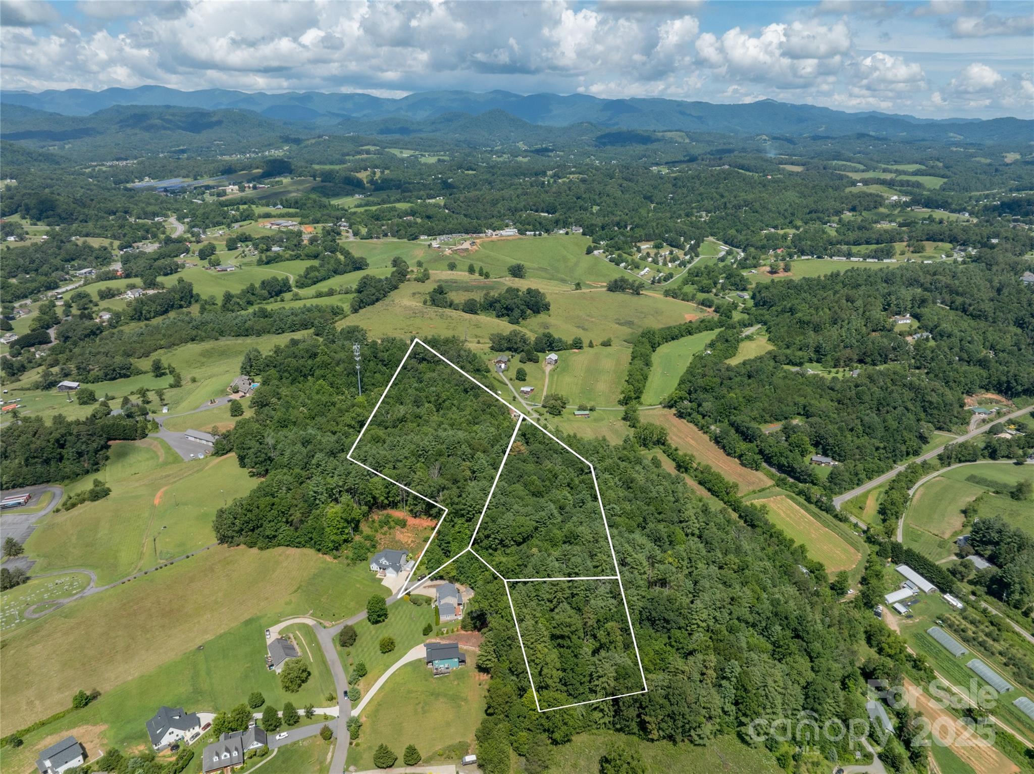 99999 Lawson Ridge Road Leicester NC 28748