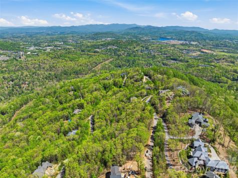 27 Deer Grass Court Arden NC 28704