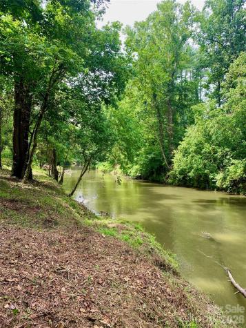 5915 River Hollow Trail Lenoir NC 28645
