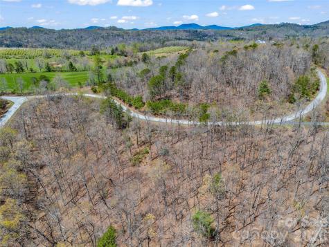 280 Eastman Place Mill Spring NC 28756