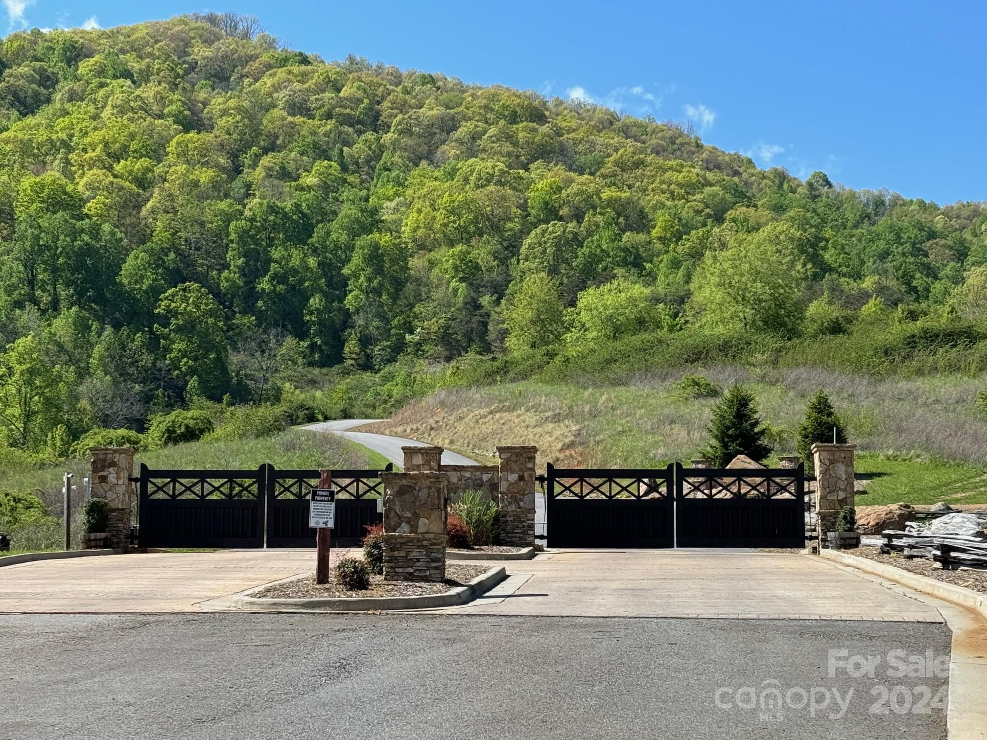 000 High Rock View Drive Canton NC 28716