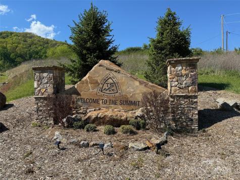 000 High Rock View Drive Canton NC 28716