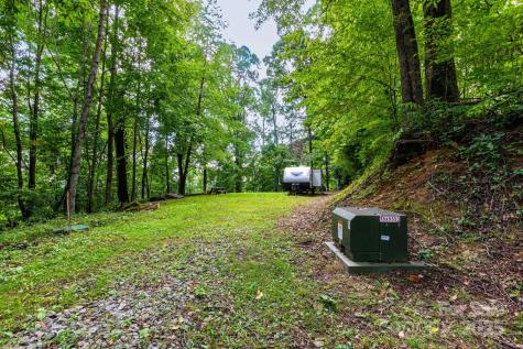 588 Woods Road Waynesville NC 28785