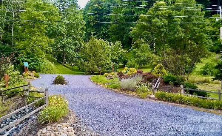 271 Amanda Drive Mars Hill NC 28754