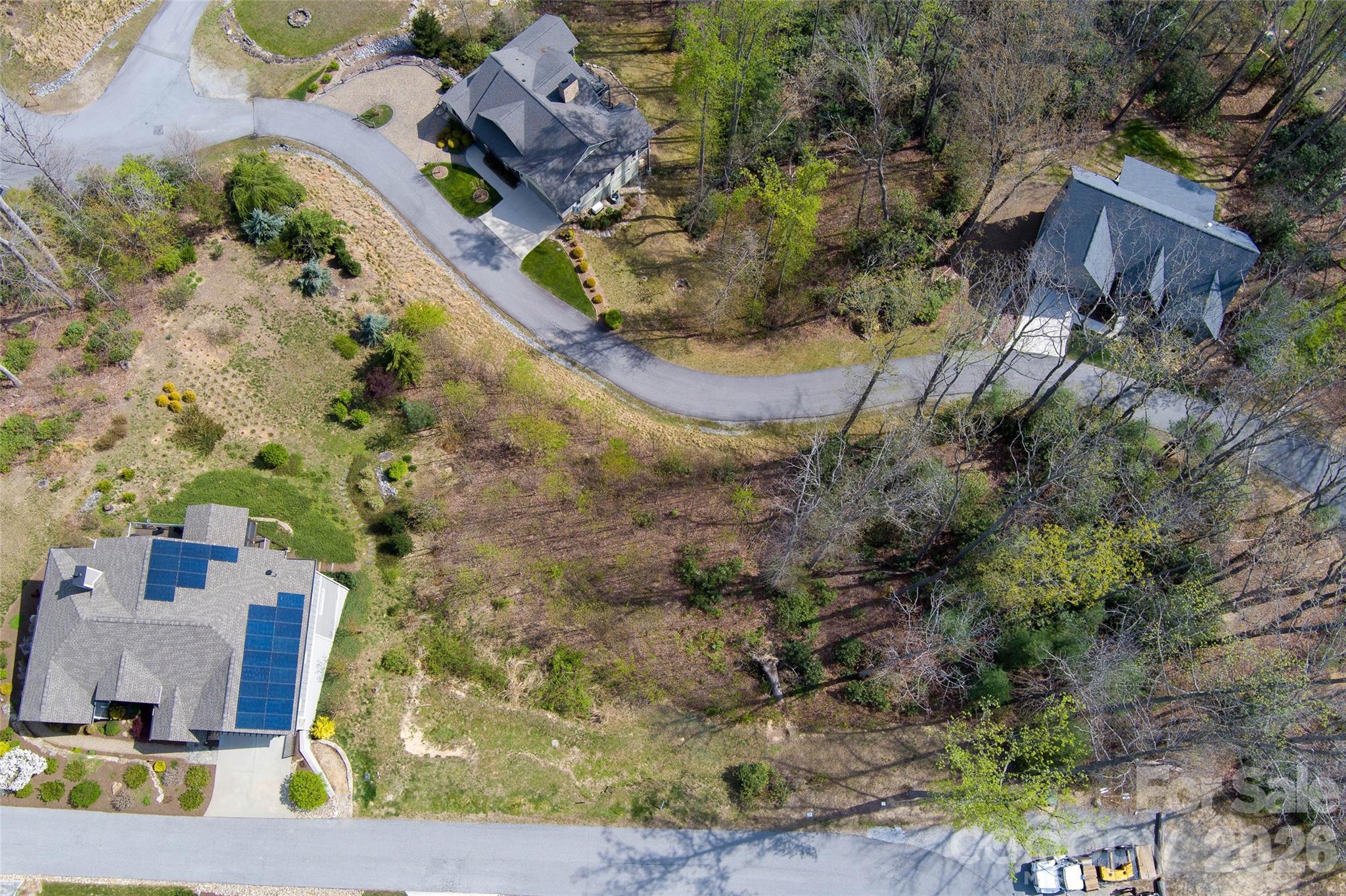 R4 Curtain Bluff Hendersonville NC 28791