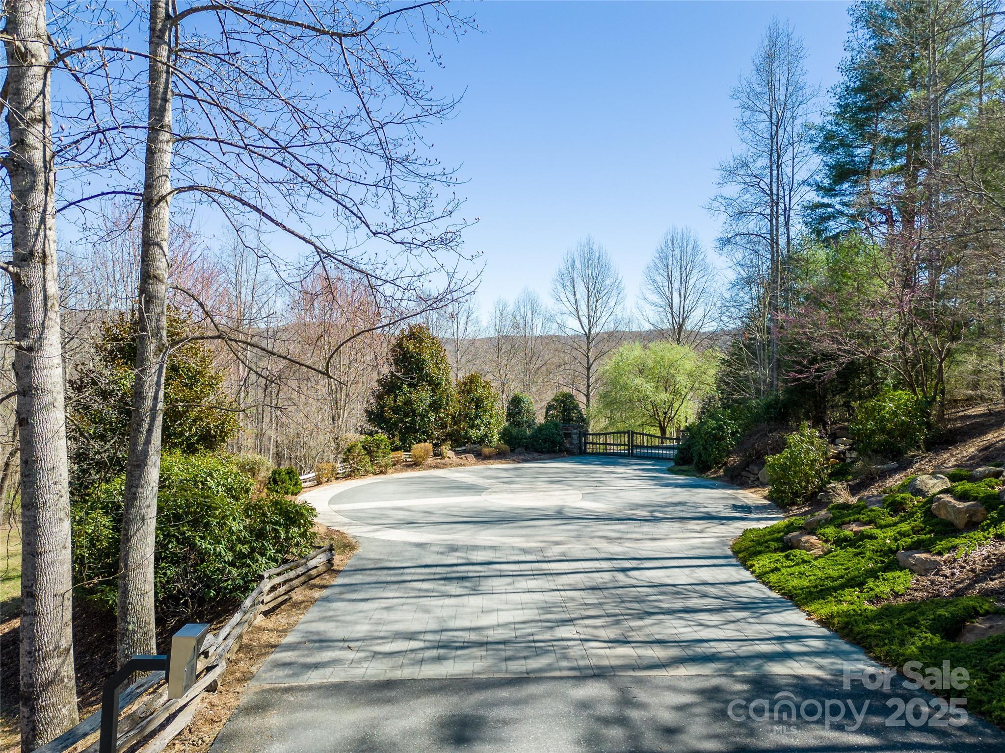 132 Overlook Park Drive Hendersonville NC 28792