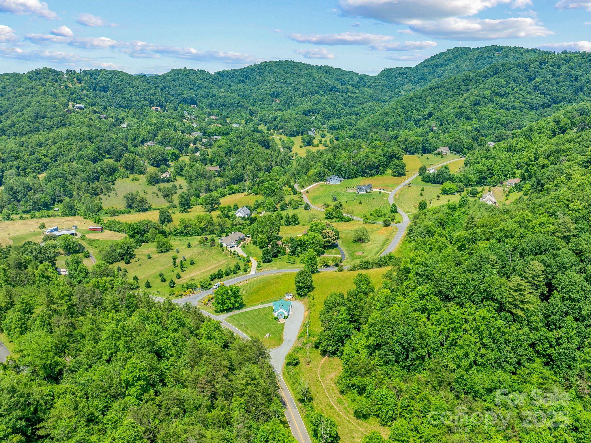 82 Seven Glens Drive Weaverville NC 28787