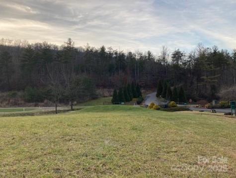 82 Seven Glens Drive Weaverville NC 28787