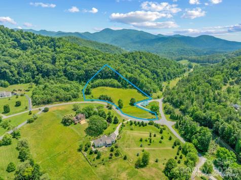 82 Seven Glens Drive Weaverville NC 28787