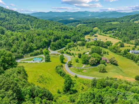 82 Seven Glens Drive Weaverville NC 28787