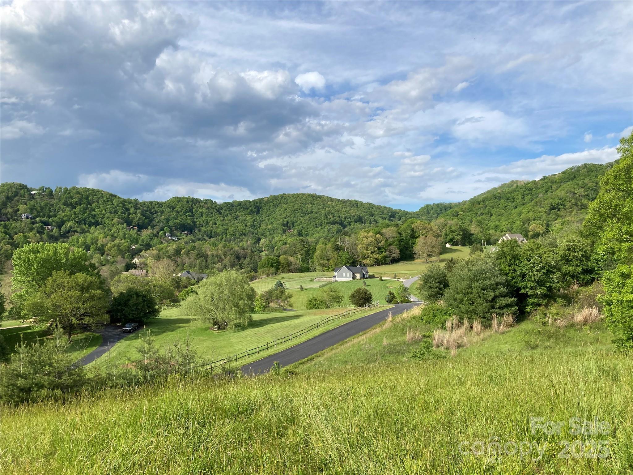 82 Seven Glens Drive Weaverville NC 28787