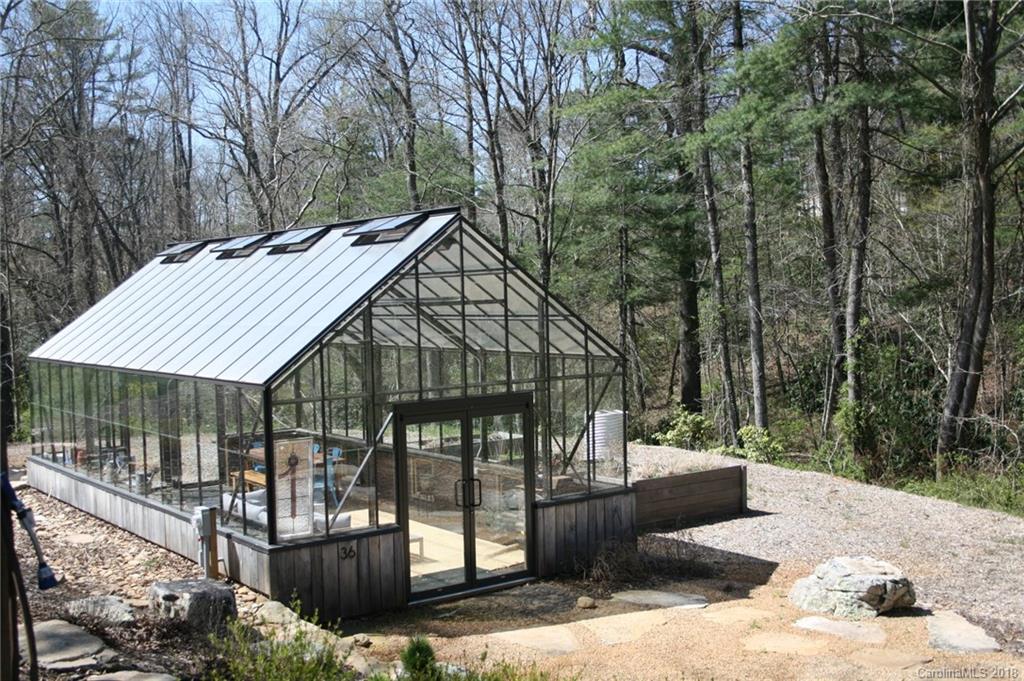 21 Majestic Oak Circle Asheville NC 28805