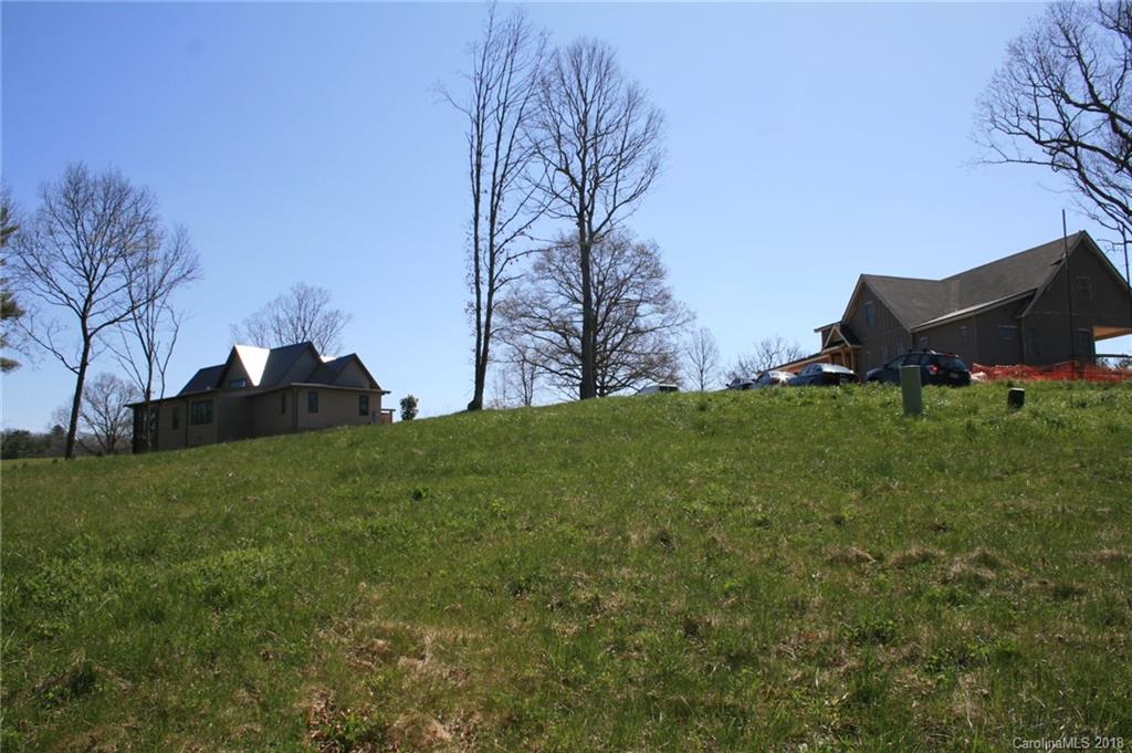 21 Majestic Oak Circle Asheville NC 28805