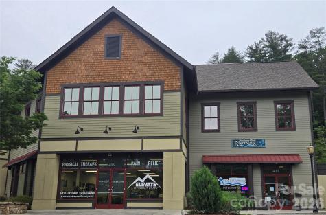 101 Hawks Crest Brevard NC 28712