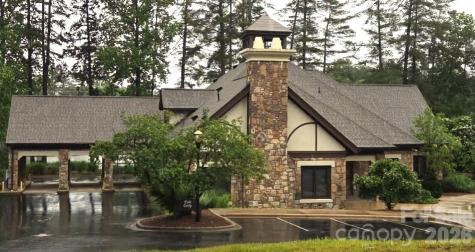 101 Hawks Crest Brevard NC 28712