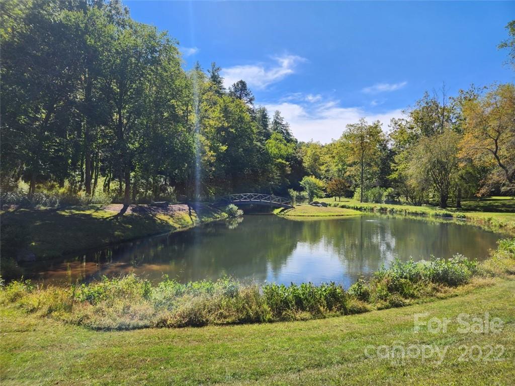 23 Overlook Park Drive Hendersonville NC 28792