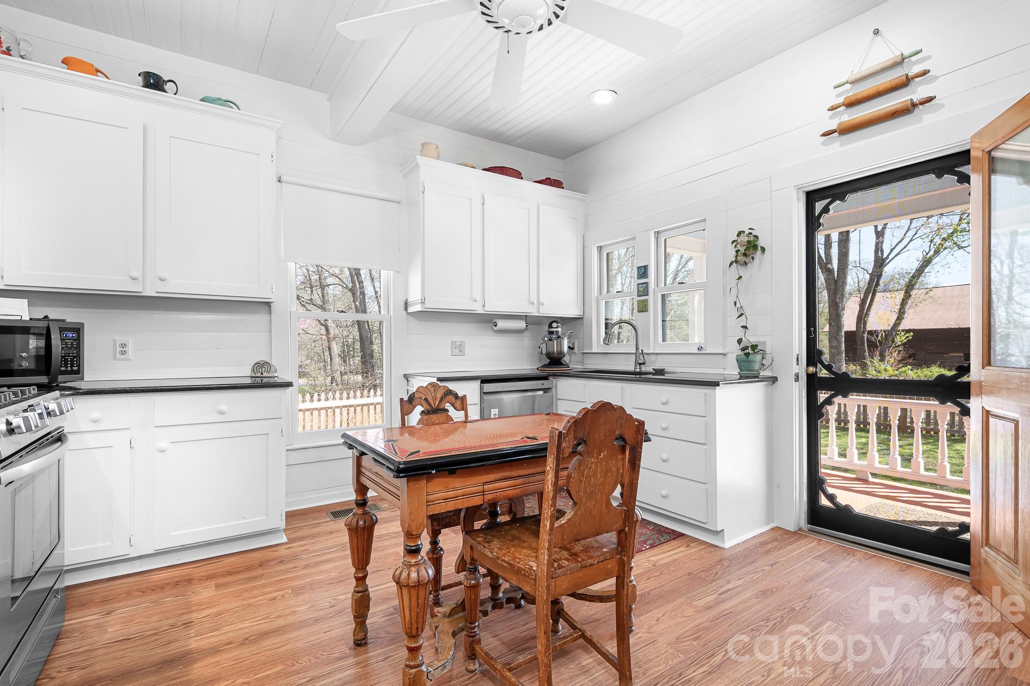 1315 Scotts Creek Road Statesville NC 28625