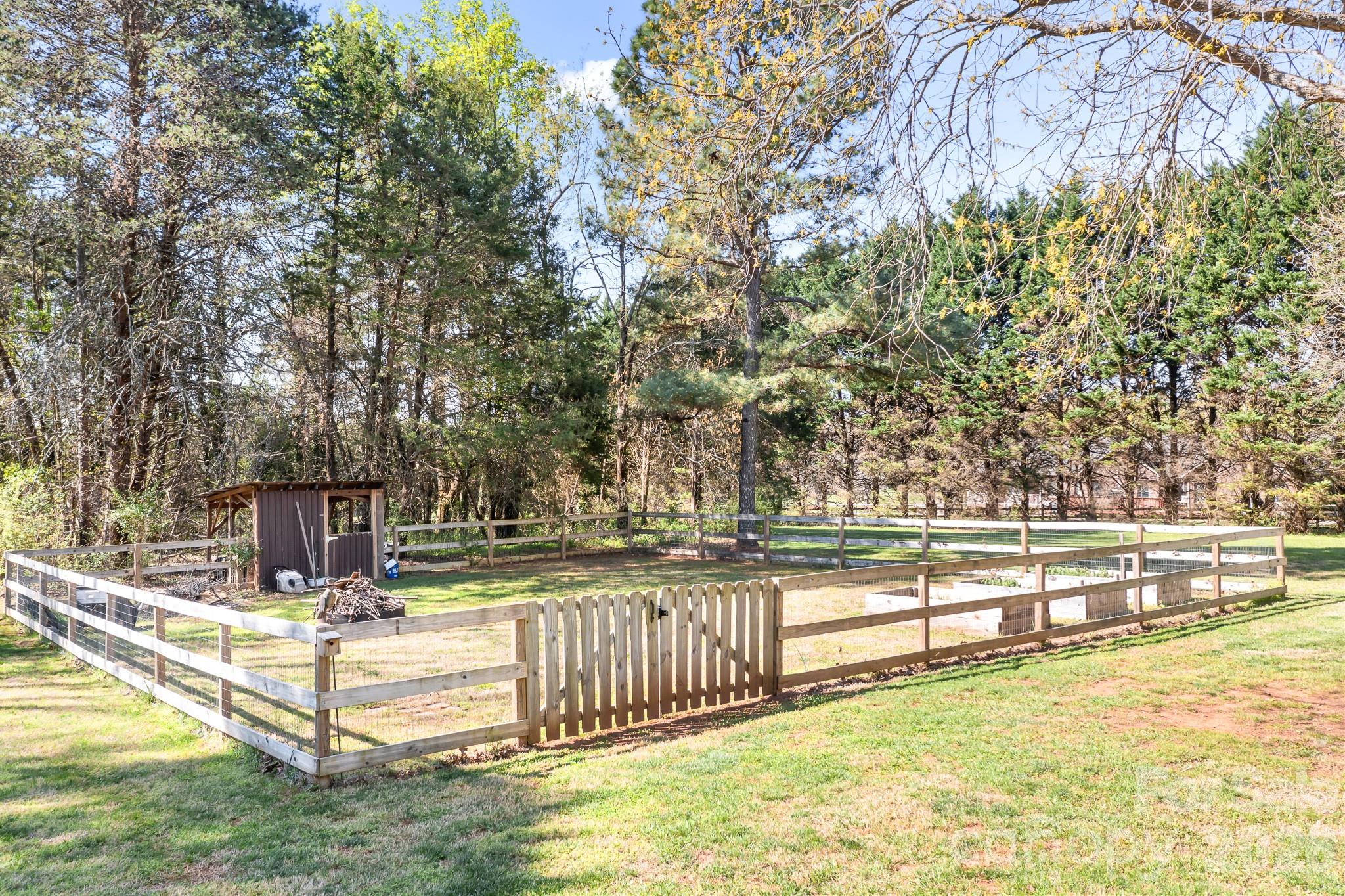1315 Scotts Creek Road Statesville NC 28625