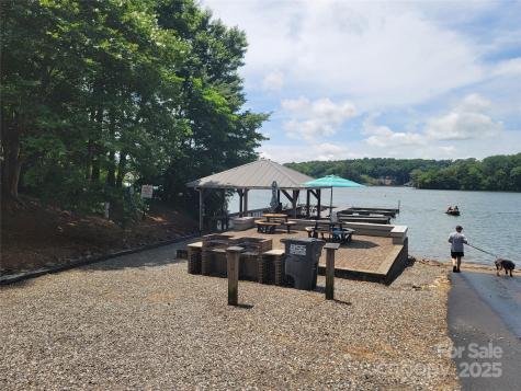 L177 Laurel Cove Road Statesville NC 28677