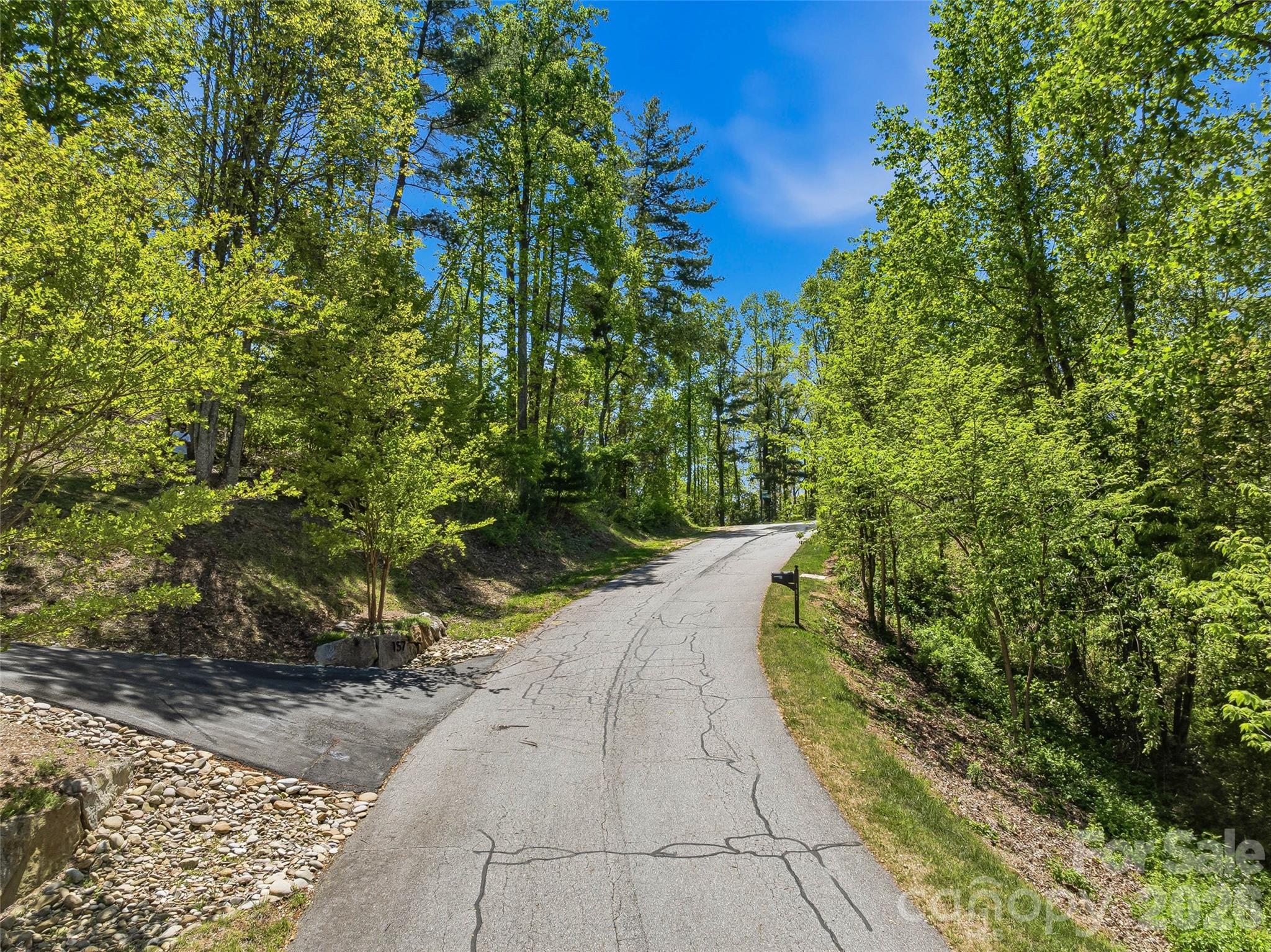 135 Starling Pass Asheville NC 28804