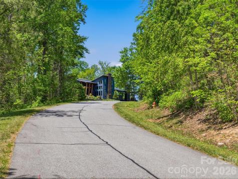 135 Starling Pass Asheville NC 28804