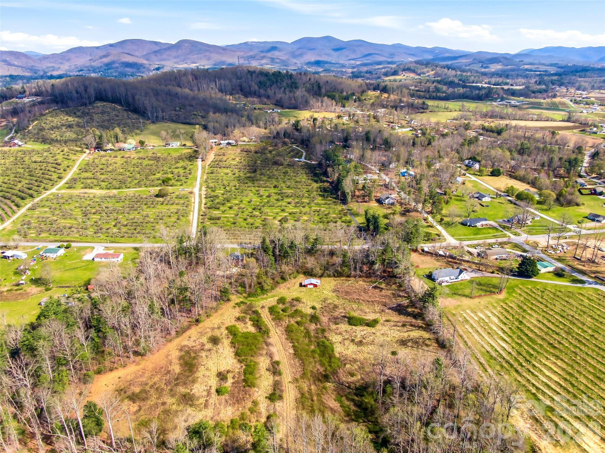984 Pace Road Hendersonville NC 28792