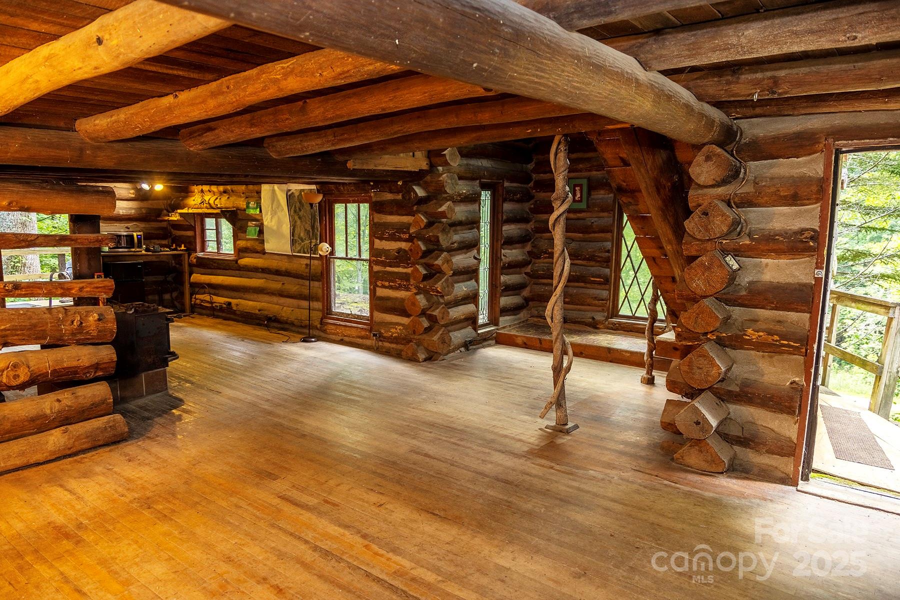 1710 Roaring Fork Road Mars Hill NC 28754